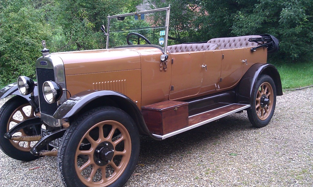 Vintage Wedding Car | 1920s Vintage Wedding Car Hire In Basingstoke